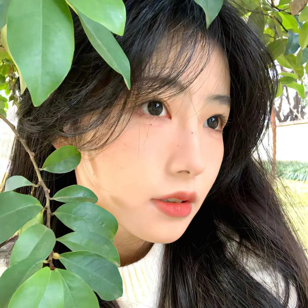 小孩好黑
